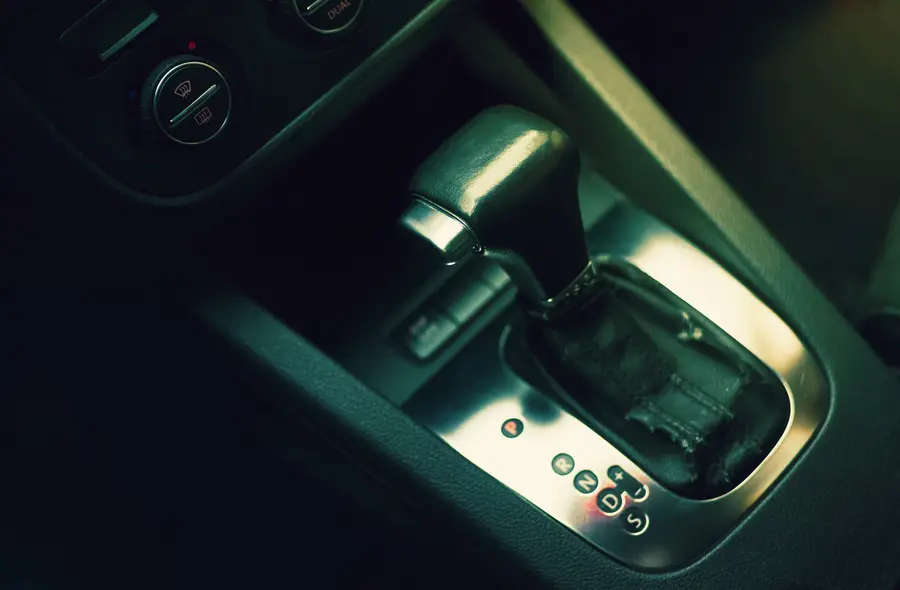An automatic transmission gear shifter