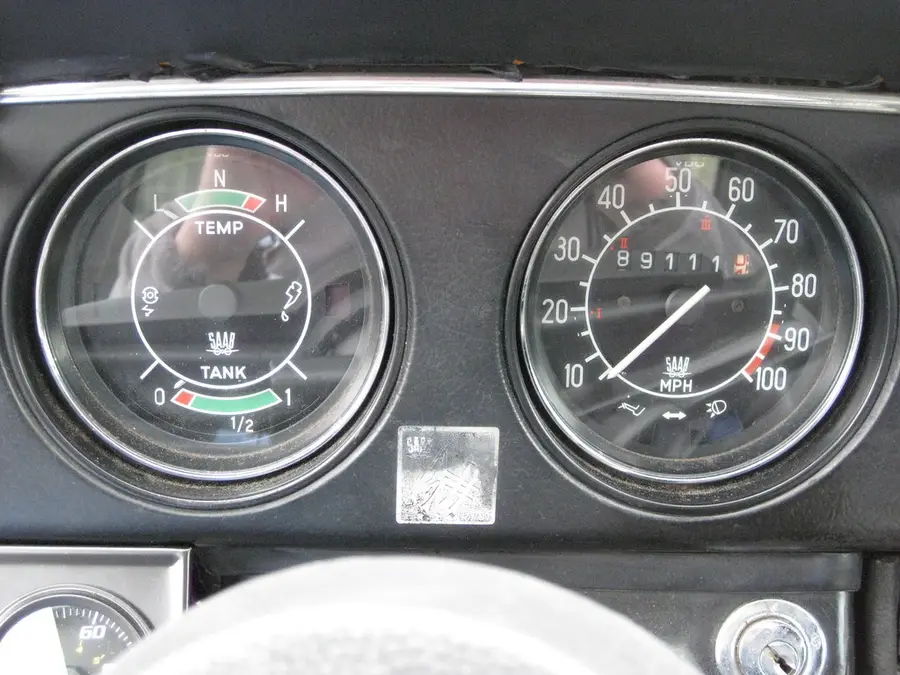 A car's speedometer and rev counter